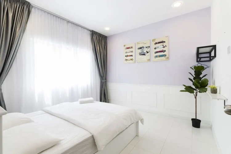 Deluxe Apartment