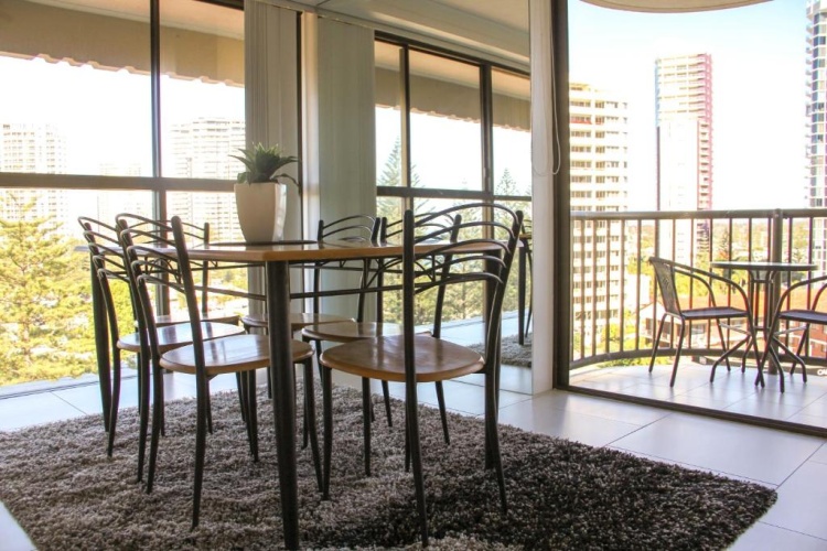 1 Bedroom Apartment with balcony
