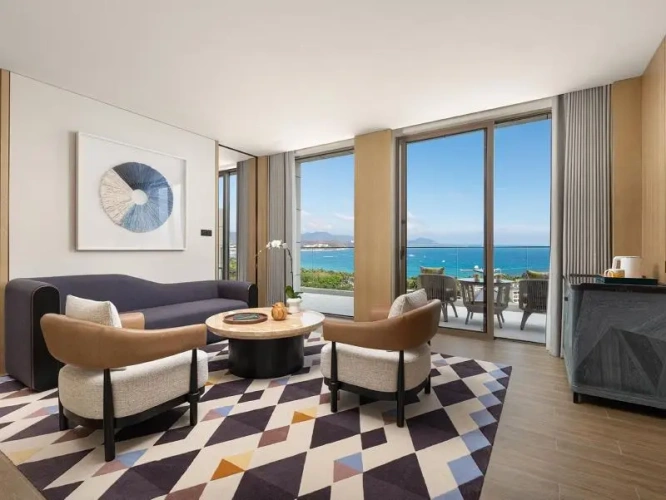 Penthouse Suite