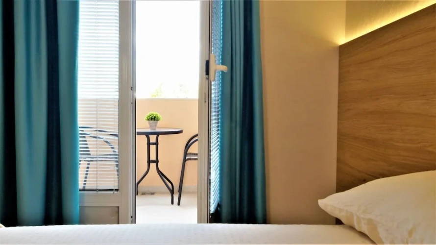 1 Bedroom Apartment with balcony and with sea view