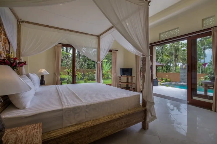 2 Bedrooms Villa with pool view