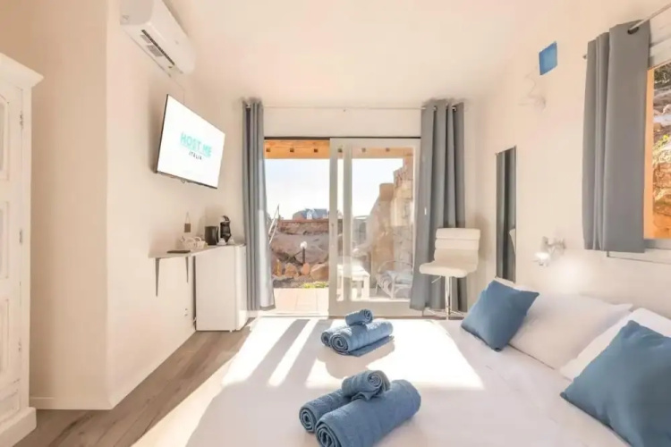 Villa Esmeralda - Free Wifi - With Swimming Pool