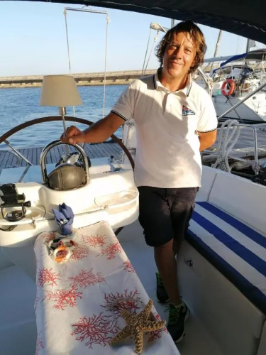 Vela Club House