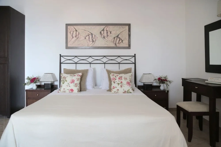 Classic Studio with partial sea view