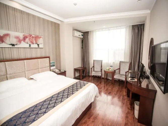 Standard Double room with view