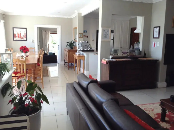 Dunvegan Lodge