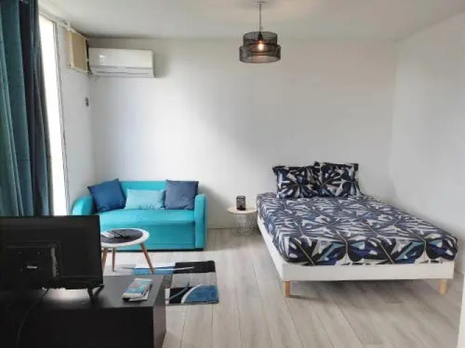 Grand Studio a la Marina de Gosier
