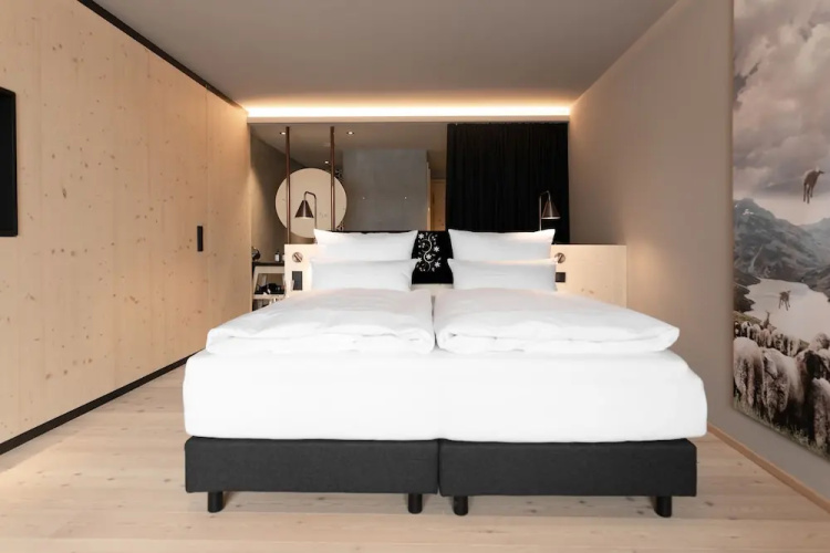 Amrai Suites