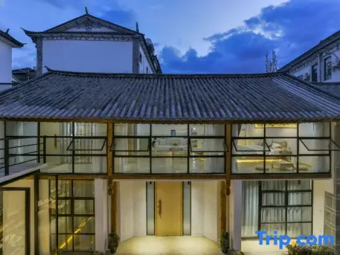 Manting Sixiang Courtyard-Style Hotel