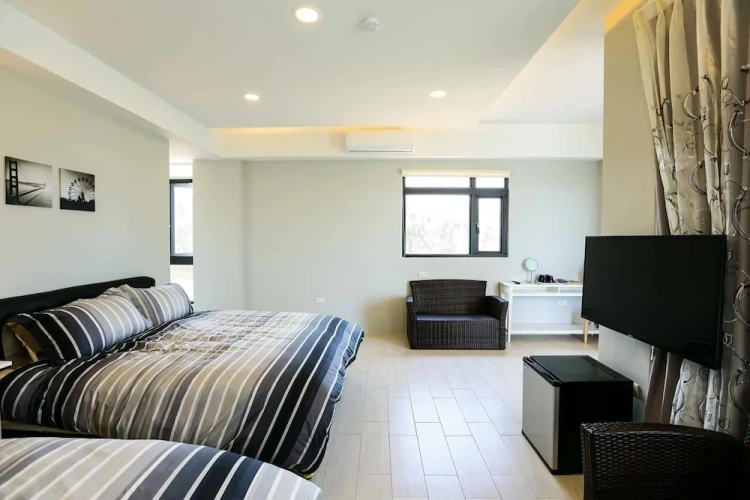 Standard Quadruple room with sea view