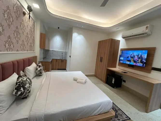 Blue Moon Residency Sector 53 Gurgaon