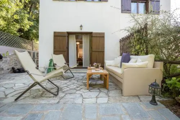 Chiron Residence