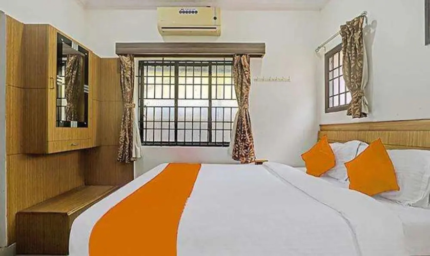Fabexpress Sakthi Inn