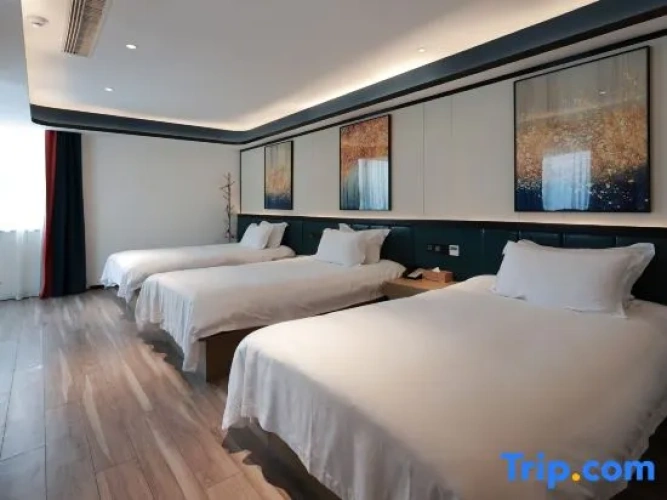 Business Triple room
