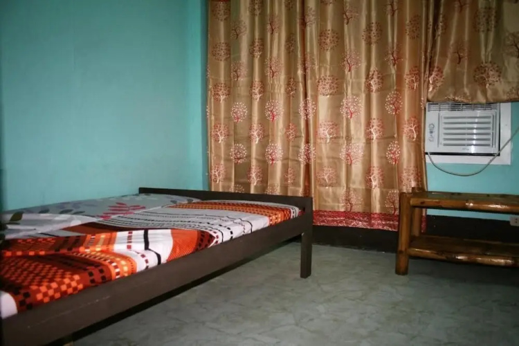 8Th Street Guesthouse Hostel
