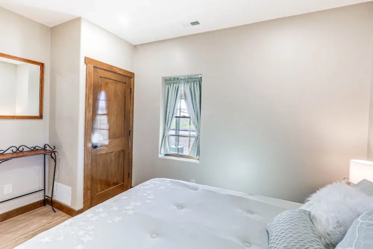 2 Bedrooms Cottage