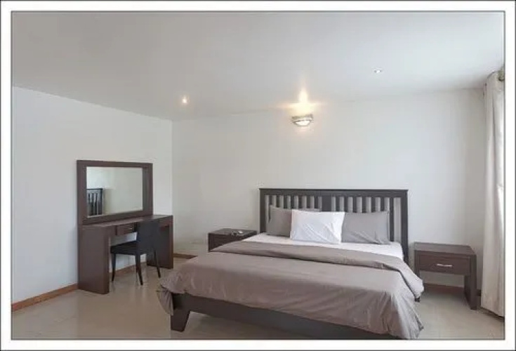 Amara Suites Emem Court