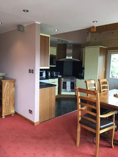 Lodges on Loch Ness