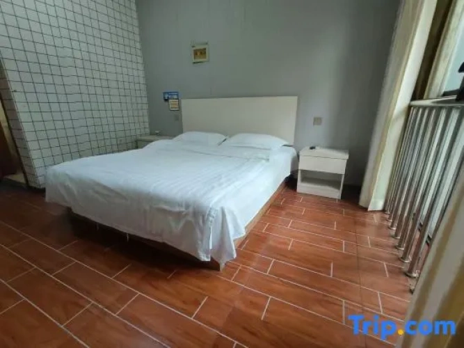 Premier room
