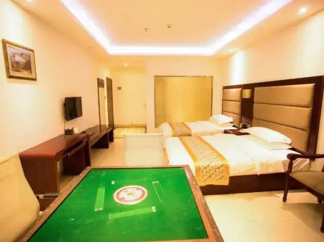 Jinyuan Business Hotel (Danzhou Bus Station)