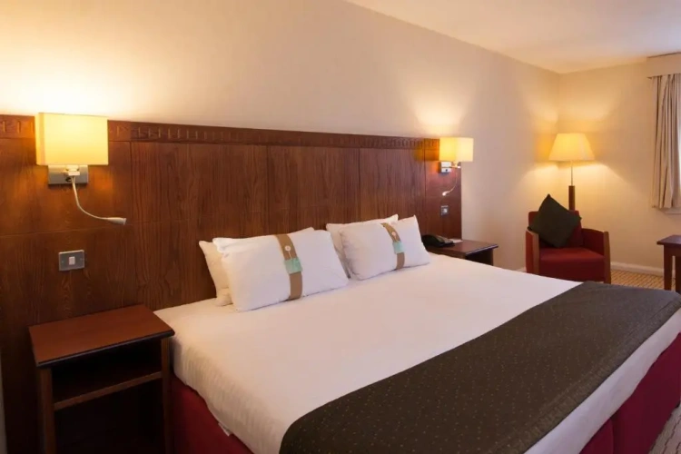 Quadruple Suite