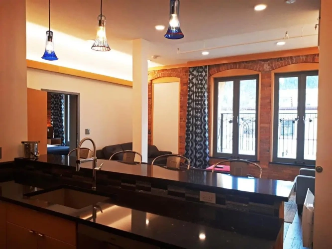 Deluxe Double Suite