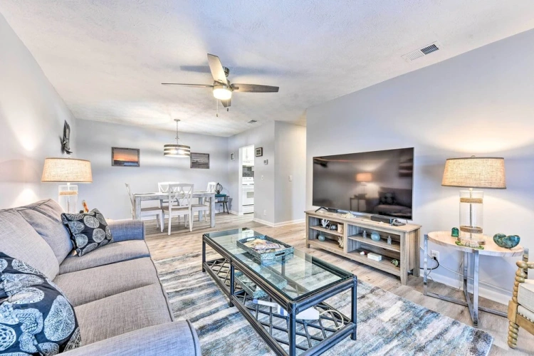 2 Bedrooms Apartment with balcony