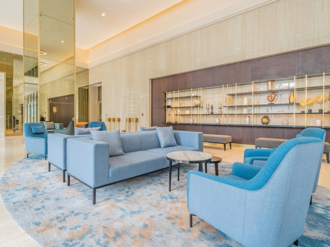 Glamorous Apartment Facing Burj Khalifa