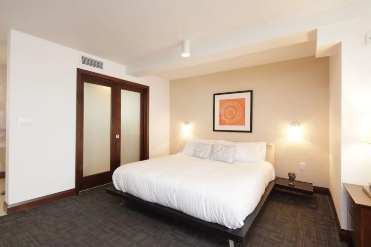 Strand Ocean Drive Suites