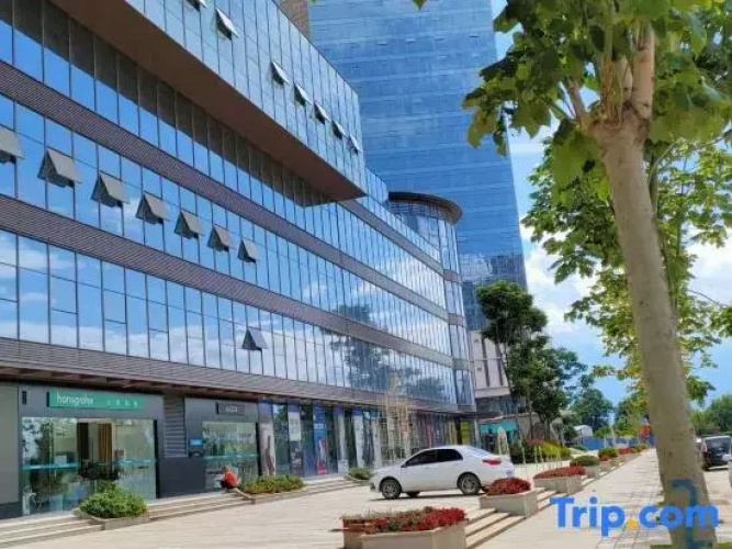 Yunnan Dinglu Hotel (Huanqiu Shidai)