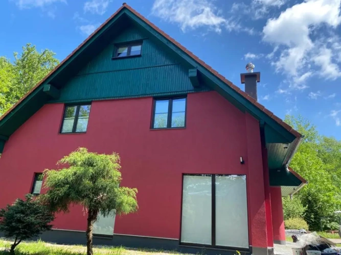 1 Bedroom Triple Apartment
