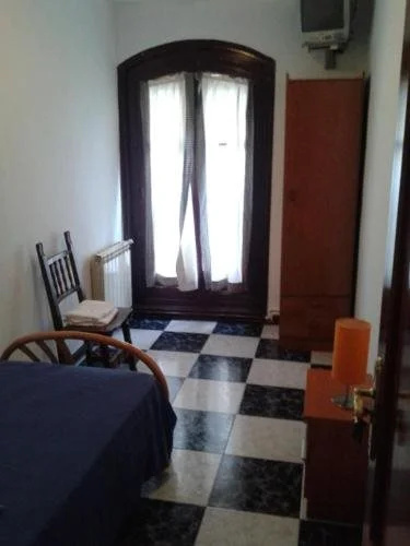 Pension Reina Isabel