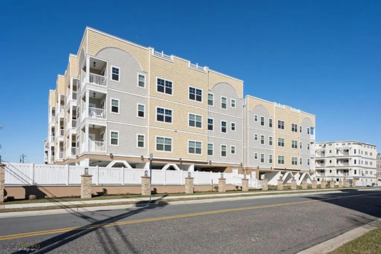 Residence 104S