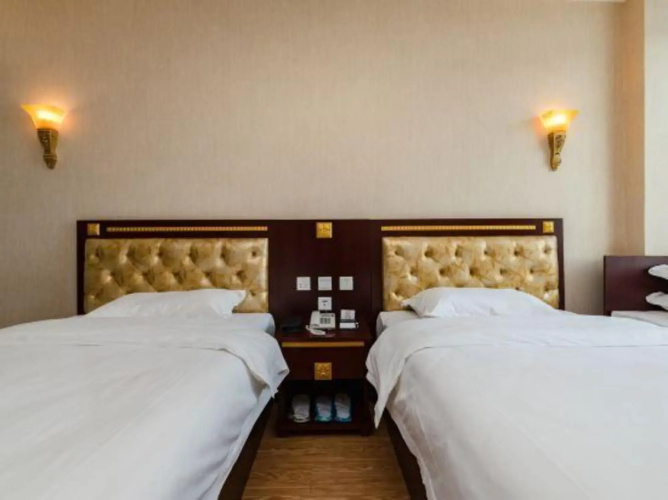 Geluo Business Hostel