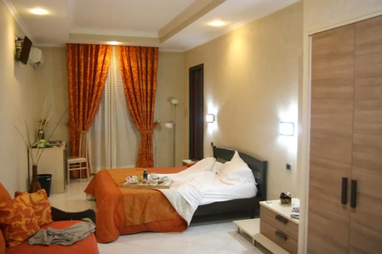 Deluxe Triple room