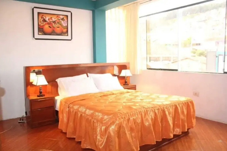 Hostal Pinos