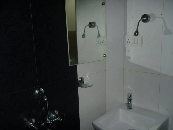 iHOTEL