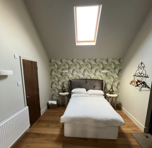 Harlington Manor