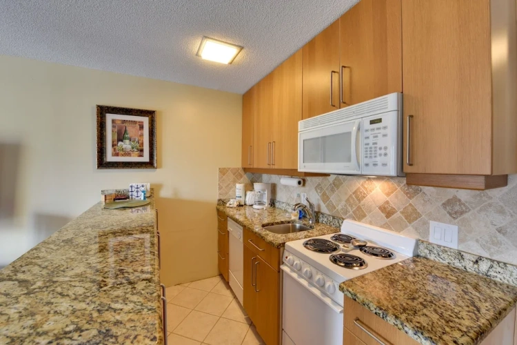 1 Bedroom Apartment with balcony