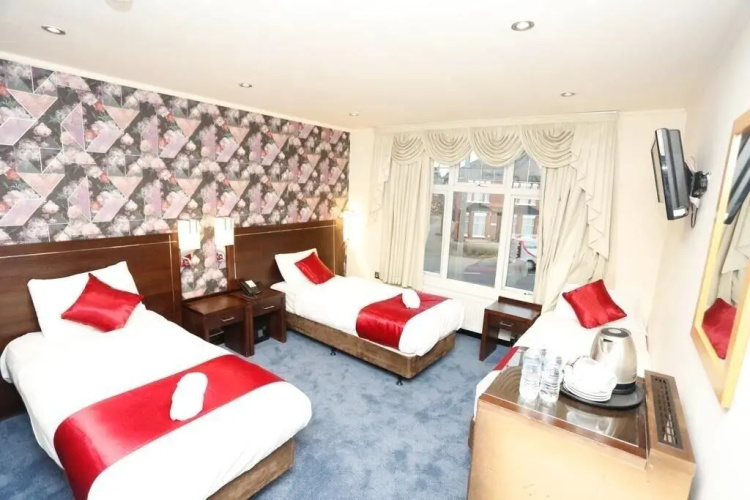 Acorn Lodge Gatwick