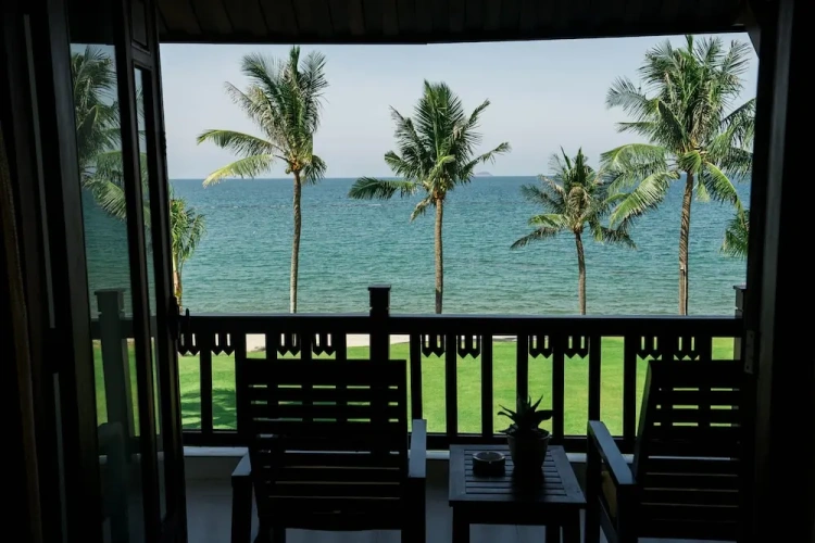 Junior Suite with balcony and oceanfront