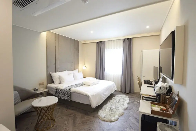 Den Basta Hotel