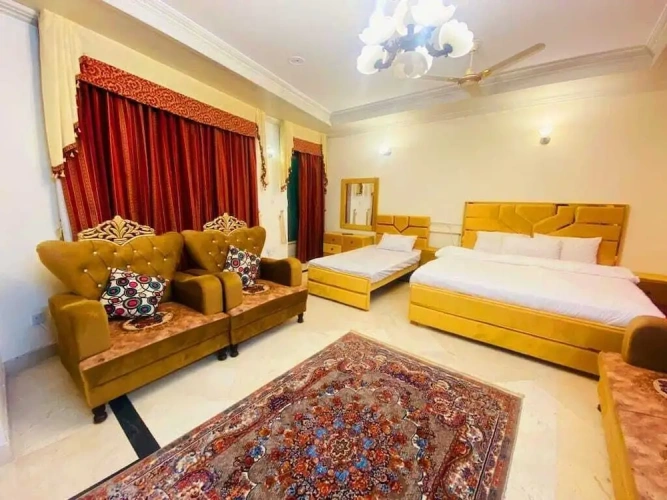 Standard Triple room