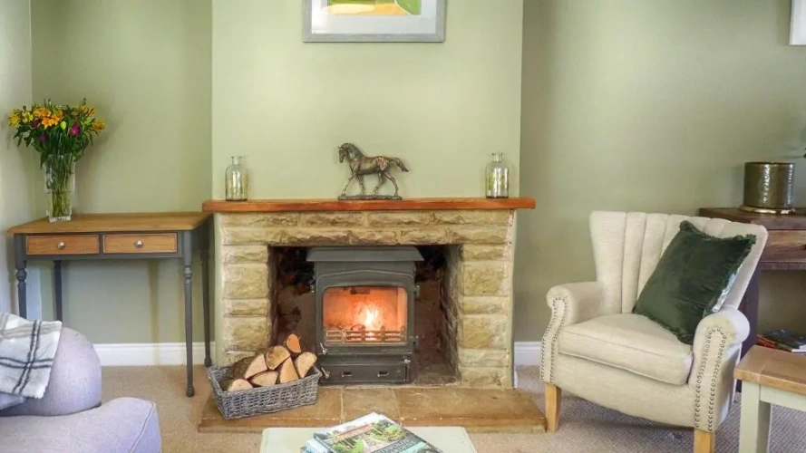 3 Bedrooms Cottage