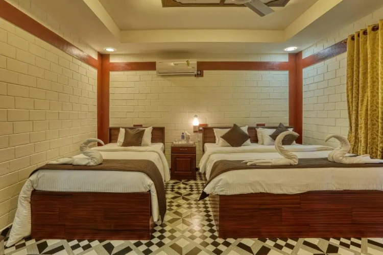Deluxe Double Suite