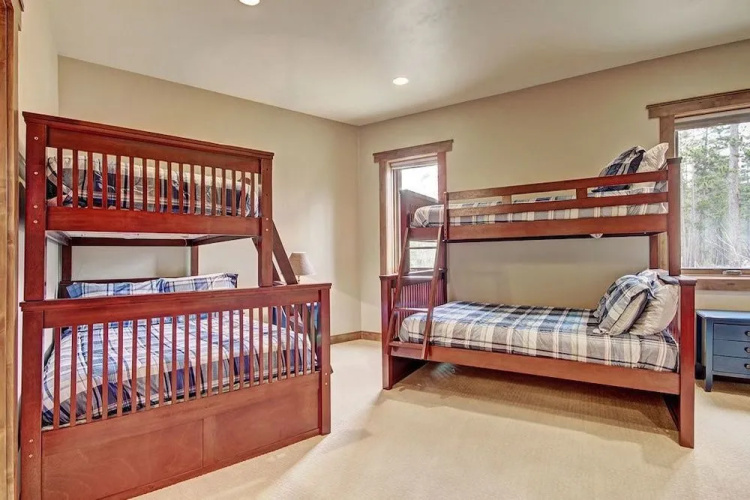 Highlands Hideaway - Private Home by RedAwning