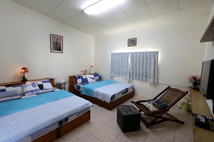 Standard Quadruple room
