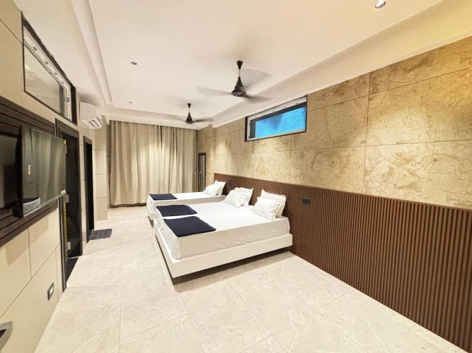 Premium Suite