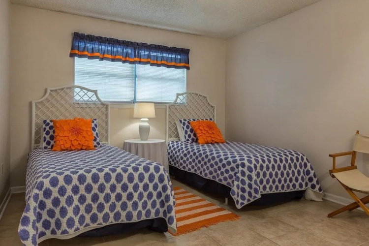 Harbor House Unit 11B