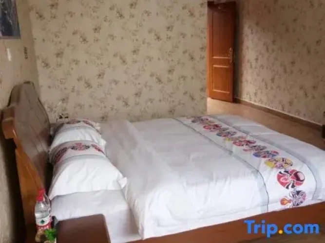 1 Bedroom Double Suite